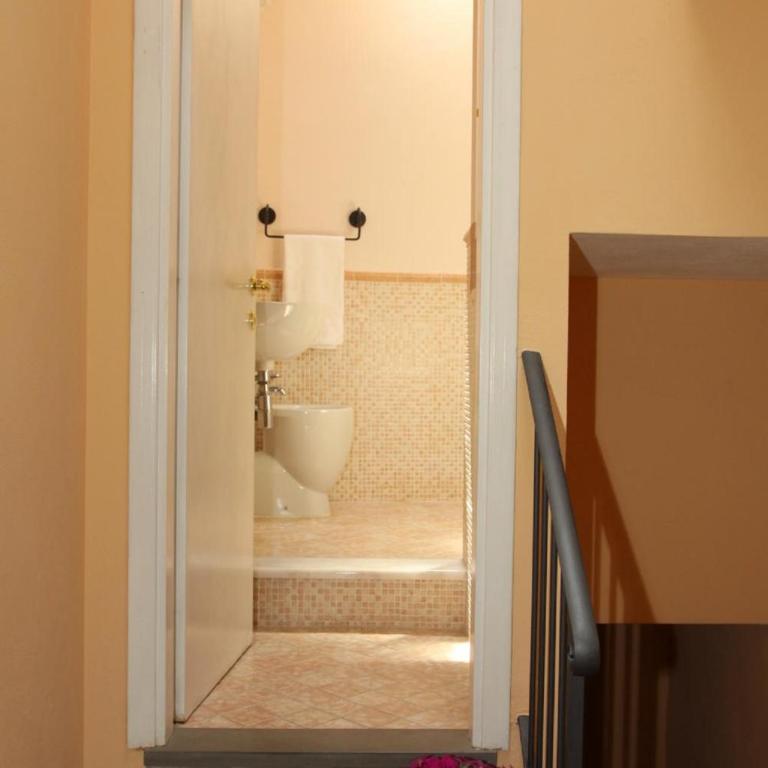 Affittacamere Gir di Mura - Two Connecting Rooms - 8