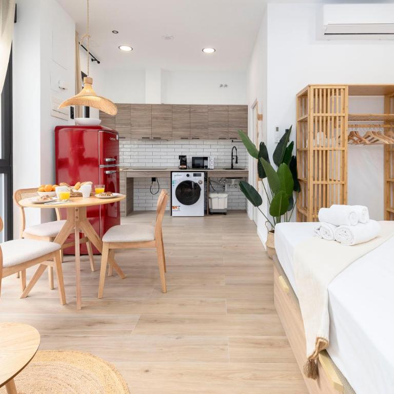 Travel Habitat Nou Mestalla Suites - Studio - 9