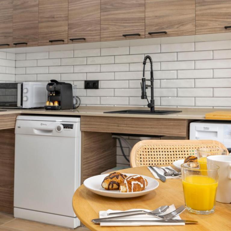 Travel Habitat Nou Mestalla Suites - Studio - 6