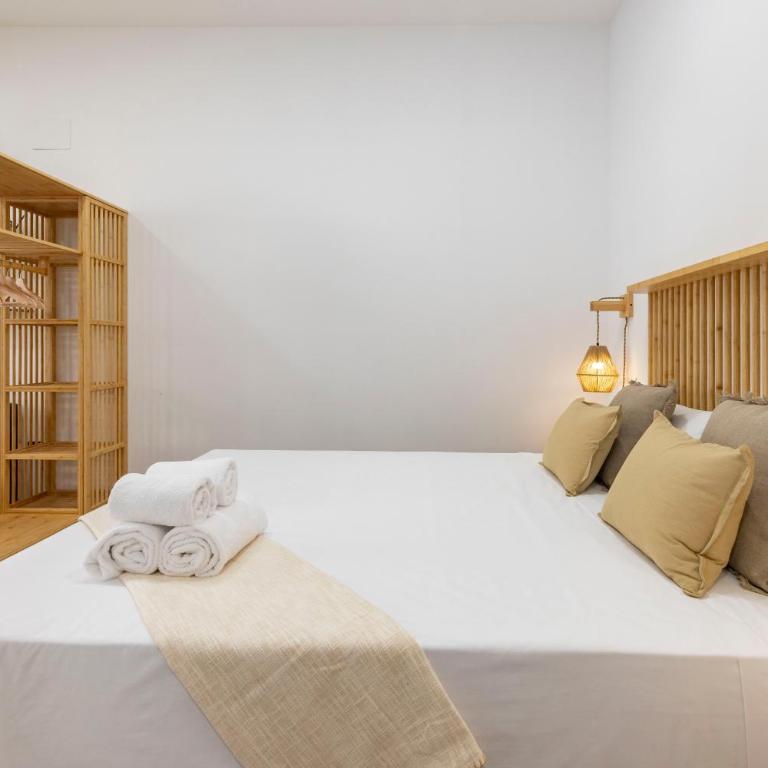 Travel Habitat Nou Mestalla Suites - Studio - 21