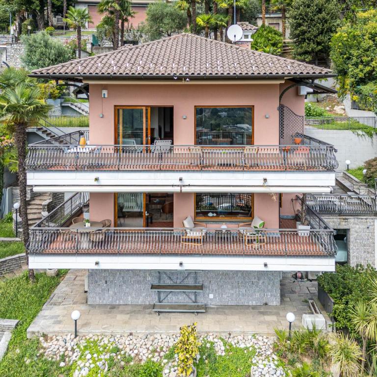 Villa Siwaton Bellavista - Deluxe Apartment with Lake View - 1