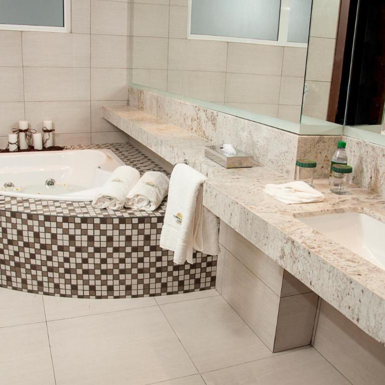 Hotel Camino Real - Habitación Premium - 3