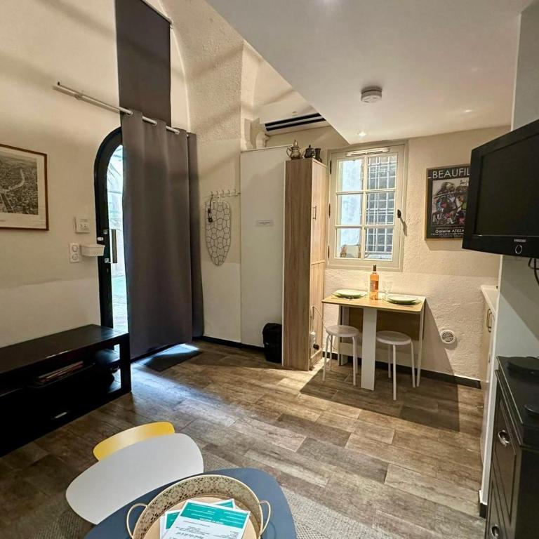 Charming little duplex Historic center! - Apartamento de 1 dormitorio - 9