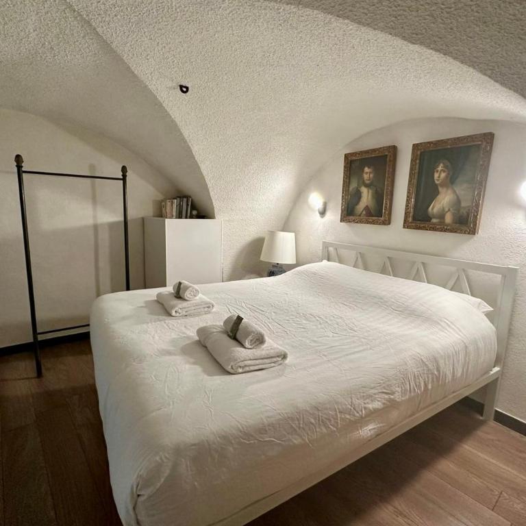 Charming little duplex Historic center! - Apartamento de 1 dormitorio - 12