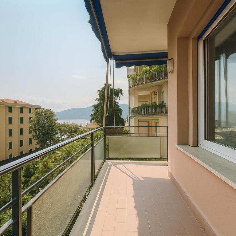 WELCOME RIVIERA-Primavera 1A- Vista mare- spazioso e comodo appartamento-2 bagni-wifi-aria condizionata in ogni stanza-garage a pagamento 15 euro al giorno - Appartamento con 2 Camere da Letto - 5