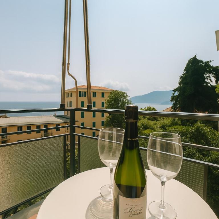 WELCOME RIVIERA-Primavera 1A- Vista mare- spazioso e comodo appartamento-2 bagni-wifi-aria condizionata in ogni stanza-garage a pagamento 15 euro al giorno - Appartamento con 2 Camere da Letto - 10