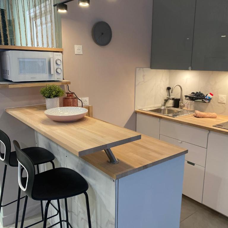 Studio chic et romantique Lyon - Appartement 1 Chambre - 3