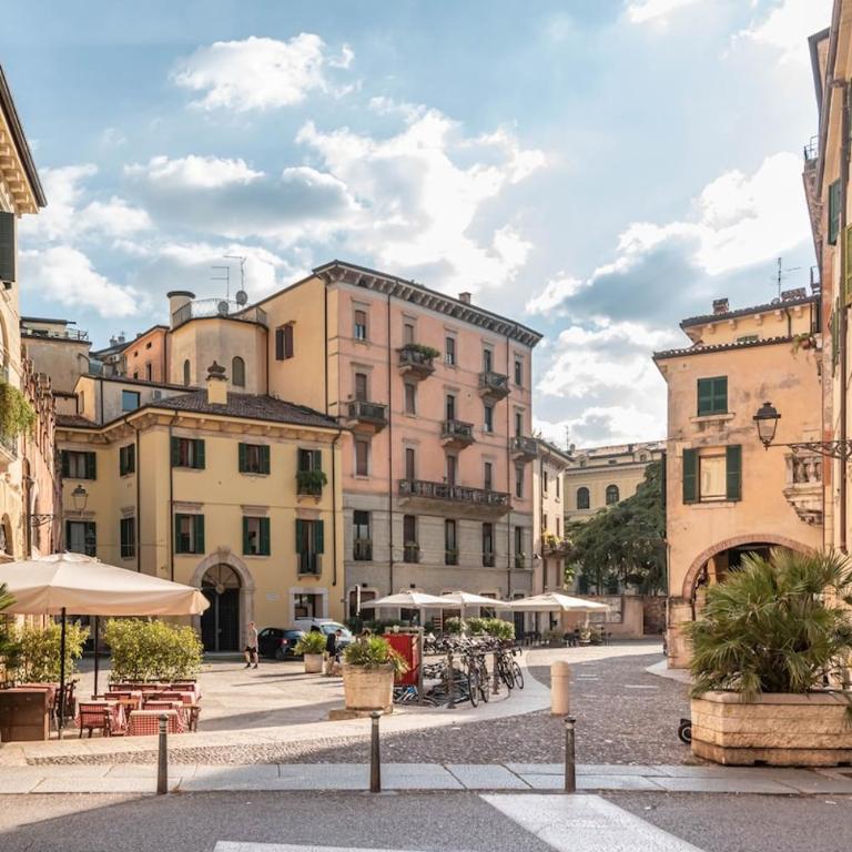 Verona Heart Residence - Appartamento con 2 Camere da Letto - 13