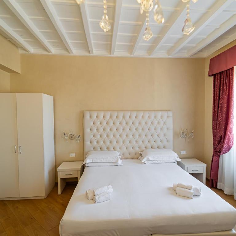 Trevi roma suites - Camera Superior Matrimoniale/Doppia con Letti Singoli - 7