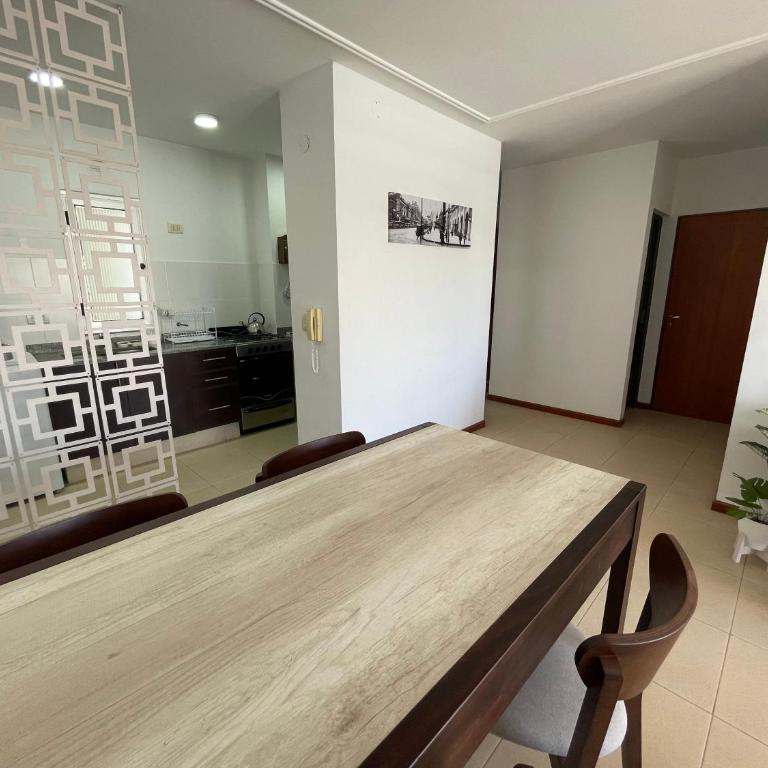 Costanera - Apartamento de 2 dormitorios - 99