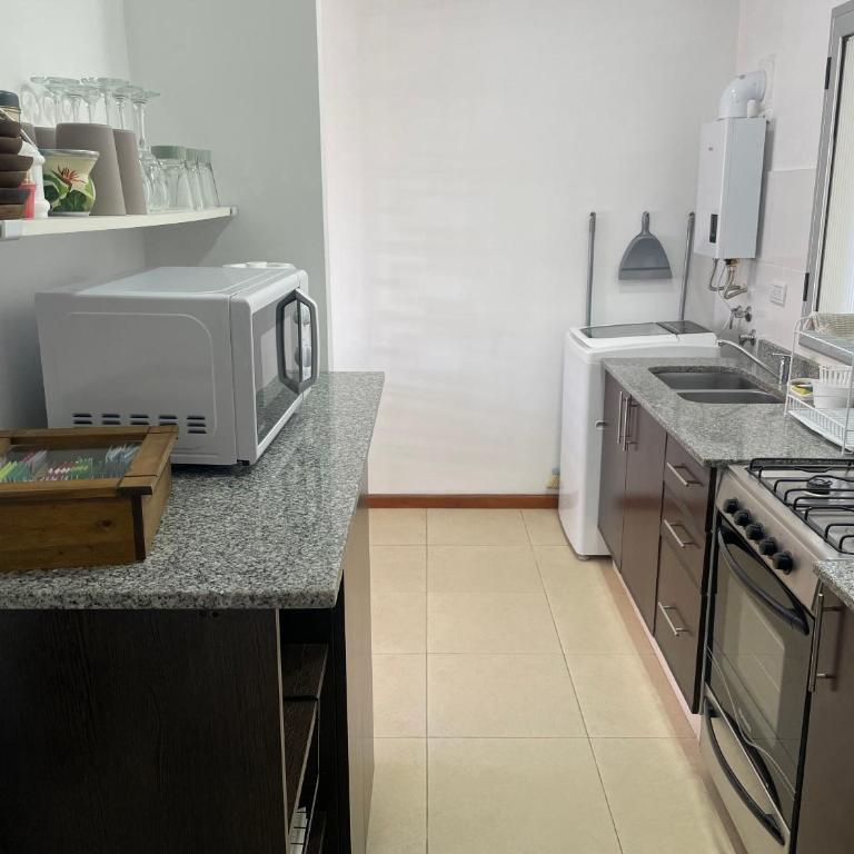 Costanera - Apartamento de 2 dormitorios - 87