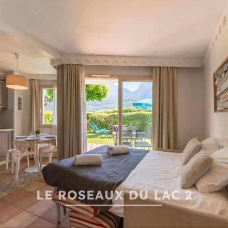 Les Roseaux du Lac - 7 appartements situés dans une résidence posée au bord du lac d'Annecy - Appartement - Rez-de-Chaussée - 1