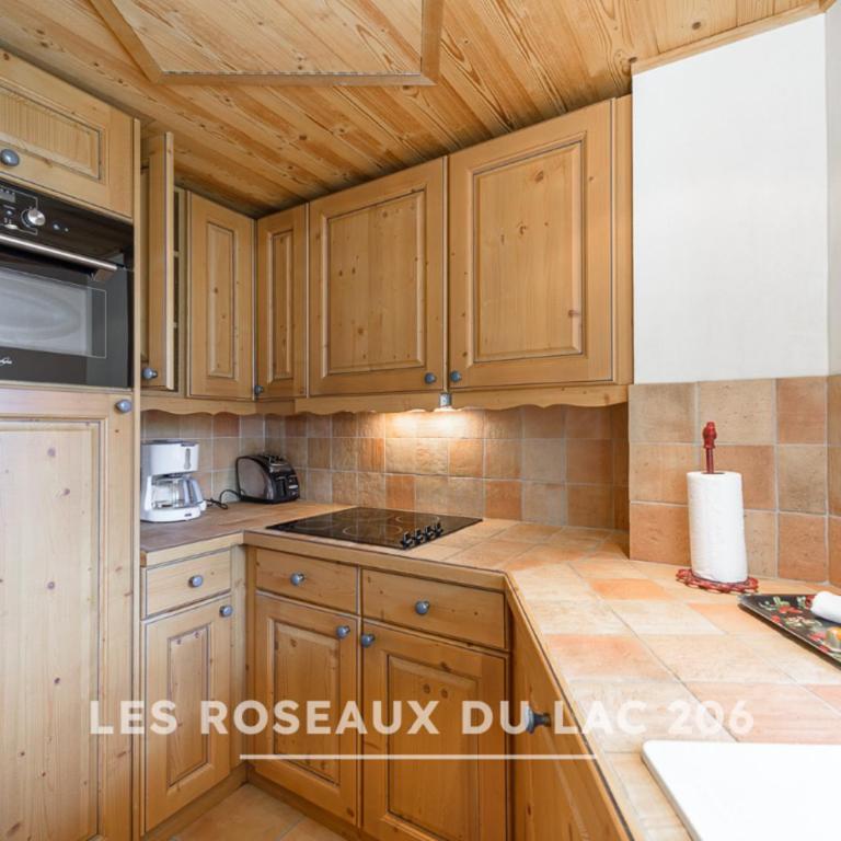 Les Roseaux du Lac - 7 appartements situés dans une résidence posée au bord du lac d'Annecy - Appartement 3 Chambres - Vue sur Lac - 7