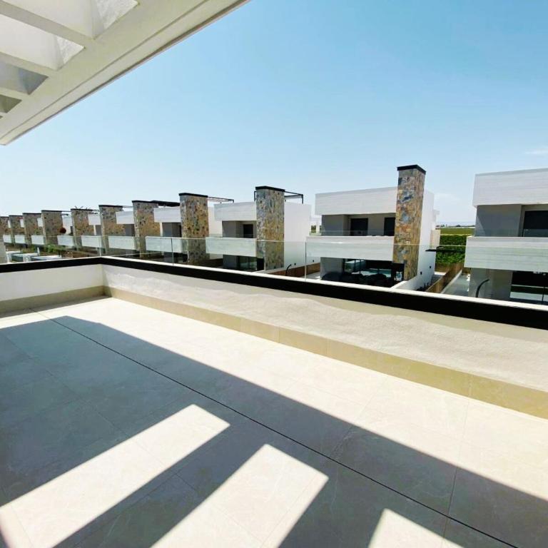 LUXURY VILLA ALMENDRO 8 WITH PRIVATE HEATED POOL AT SANTA ROSLIA RESORT by PREMIUM SPAIN PROPERTIES - Villa - 28