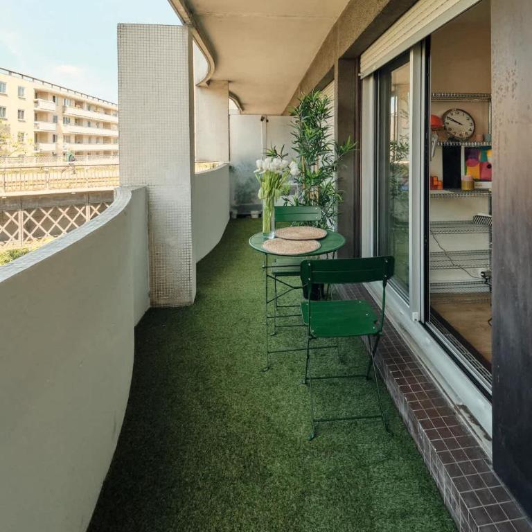 Terrasse, appartement rénové dans le 15e arr - Appartement 2 Chambres - 14