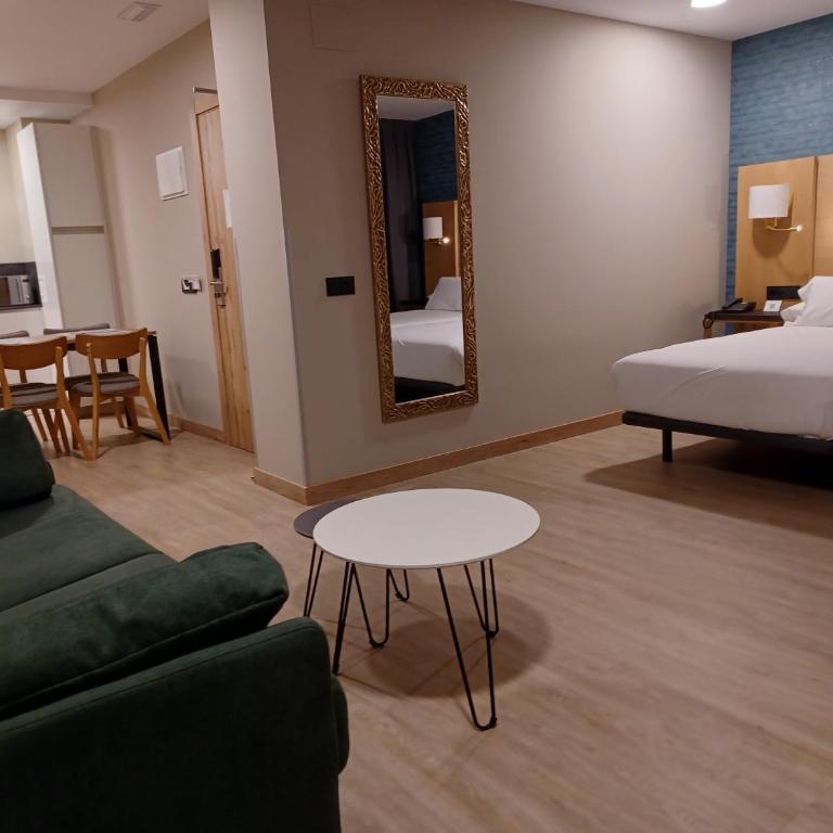 Hotel Zentral Mayoral - Apartamento Estudio de 2 dormitorios - 12