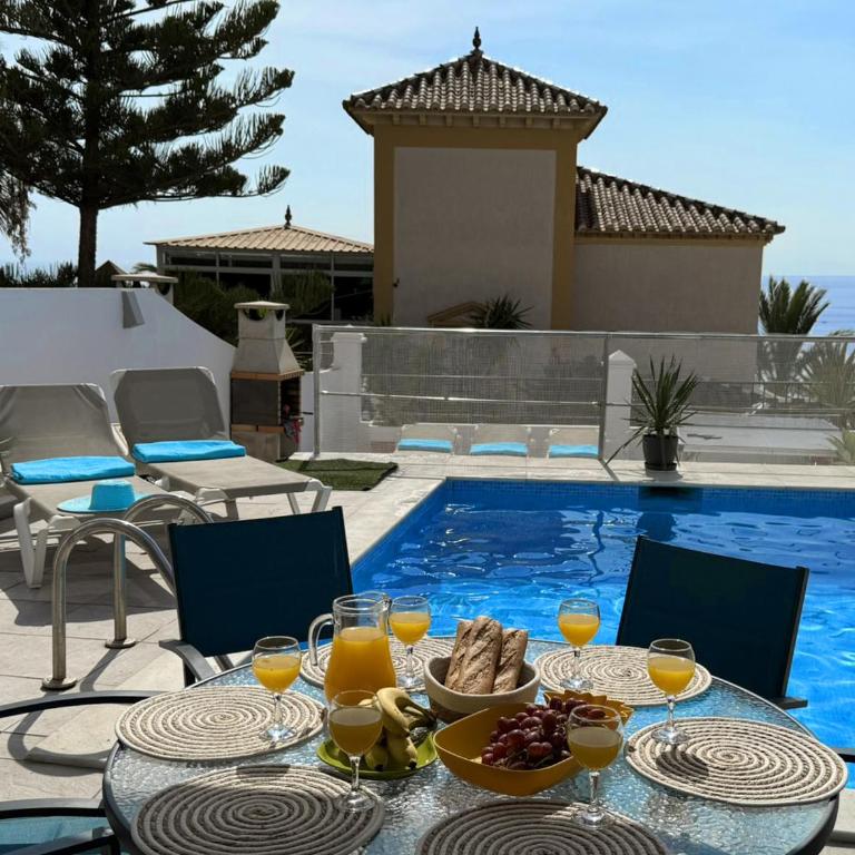 Nerja Paradise Rentals - Villa Azalea - Villa - 1