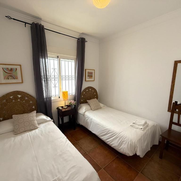 Nerja Paradise Rentals - Villa Azalea - Villa - 29