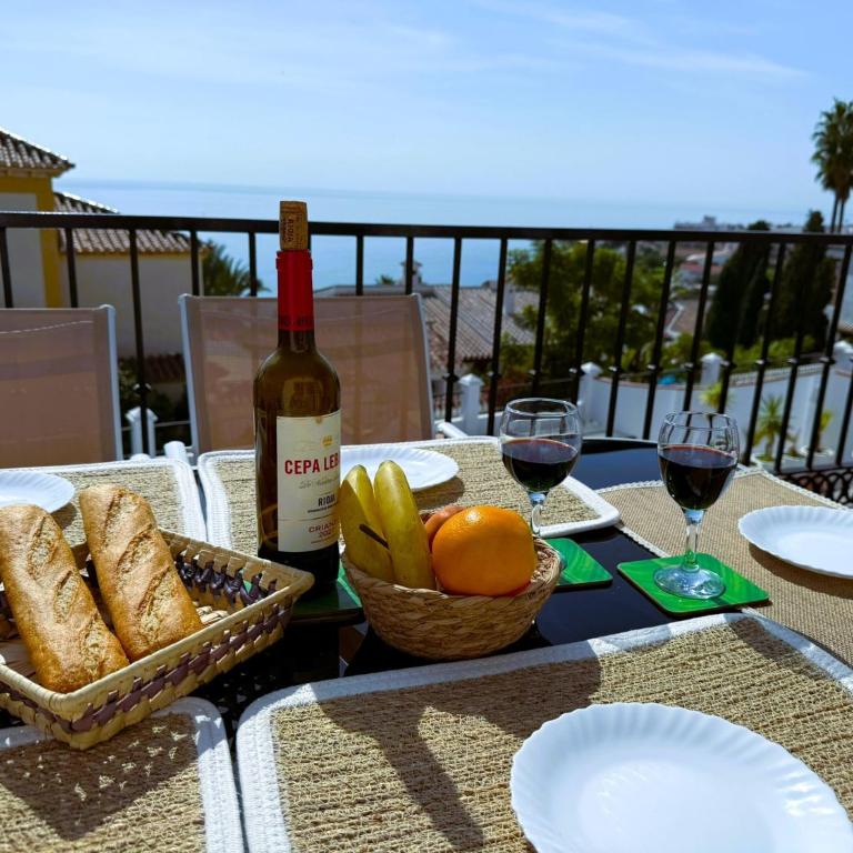 Nerja Paradise Rentals - Villa Azalea - Villa - 57