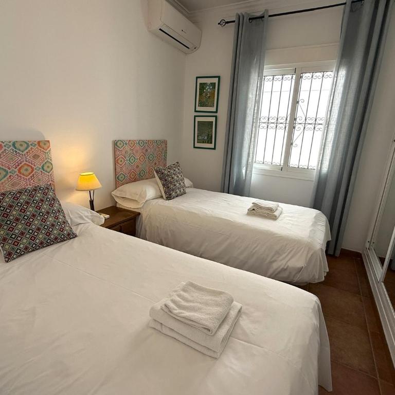 Nerja Paradise Rentals - Villa Azalea - Villa - 33