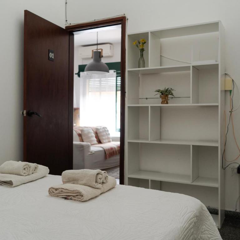 Disfruta Colonia en familia con Parrilla y terraza - Three-Bedroom House - 10