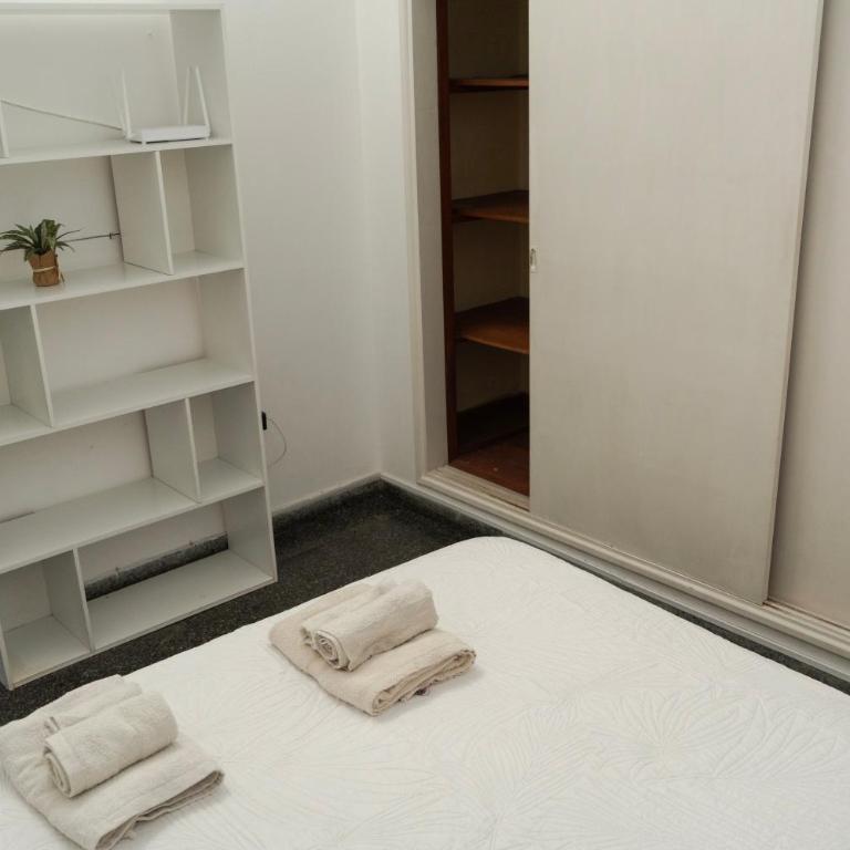 Disfruta Colonia en familia con Parrilla y terraza - Three-Bedroom House - 11