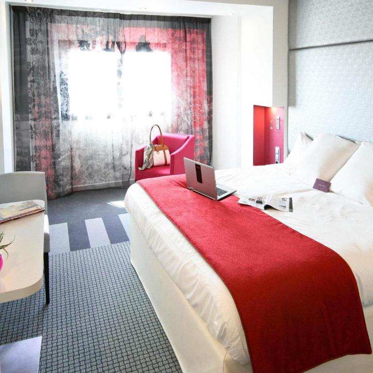 Mercure Paris Montmartre Sacré Coeur - Chambre Double Privilège - Vue sur Tour Eiffel ou Sacré-Cœur - 6