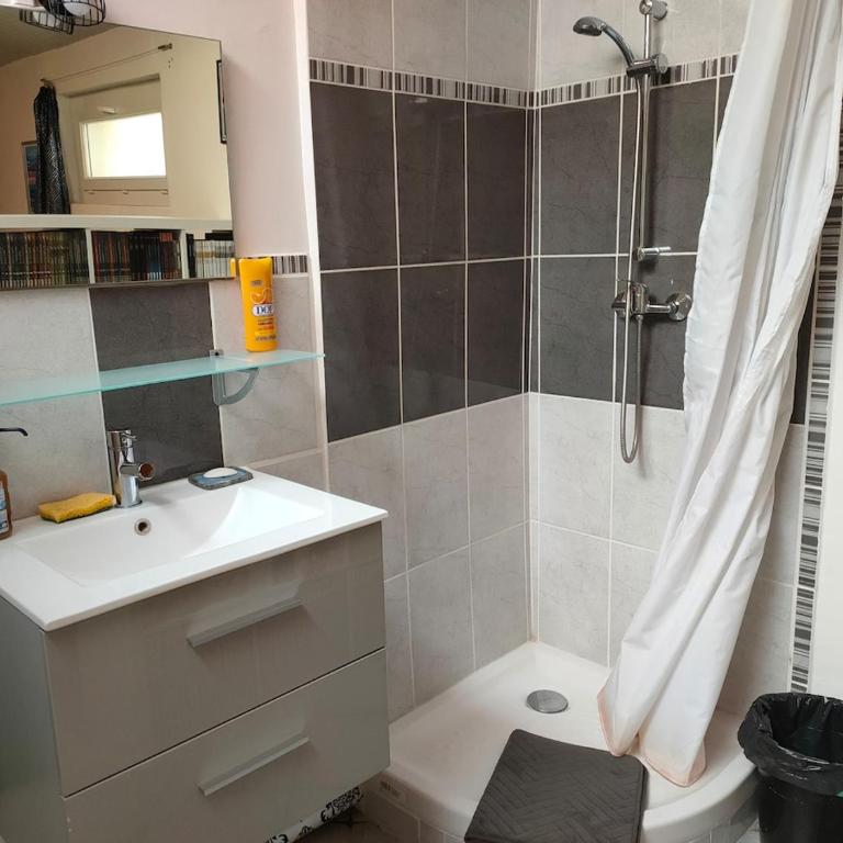 Studio privatif avec jardin - One-Bedroom Apartment - 6