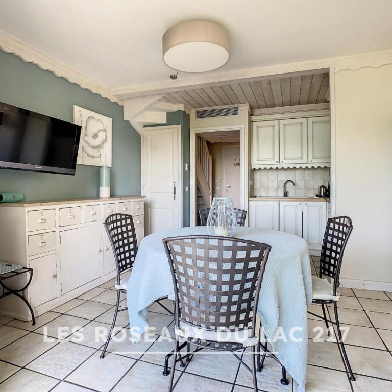 Les Roseaux du Lac - 7 appartements situés dans une résidence posée au bord du lac d'Annecy - Appartement avec Terrasse - 3