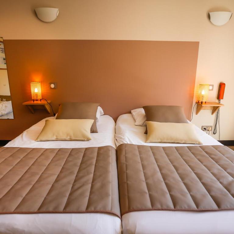 Logis Hôtel Au Gai Soleil du Mont-Aiguille - Chambre Triple Supérieure - 2