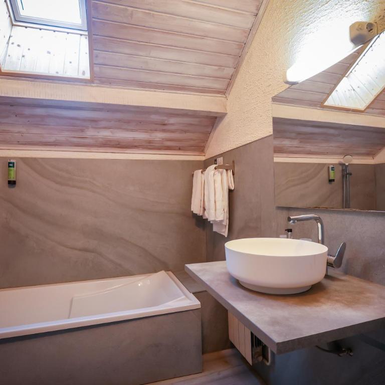 Logis Hôtel Au Gai Soleil du Mont-Aiguille - Chambre Double - 4
