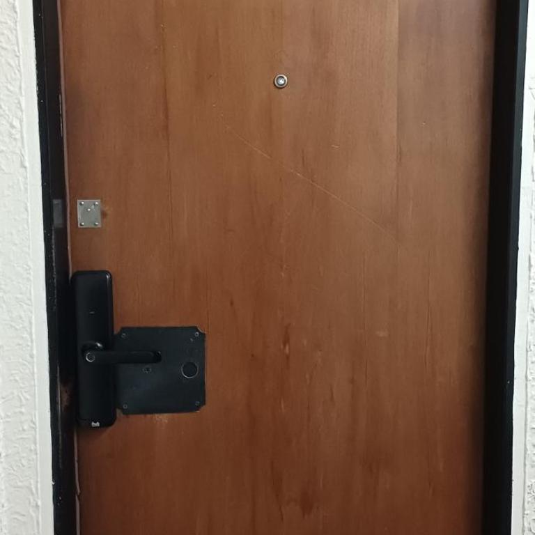 Centro cívico a 100 metros de distancia - One-Bedroom Apartment - 25