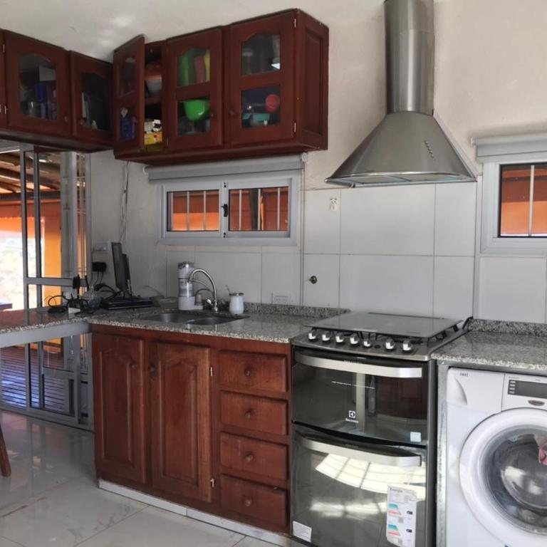 casa con vista 360 a las montañas y pileta - Casa de 2 dormitorios - 9