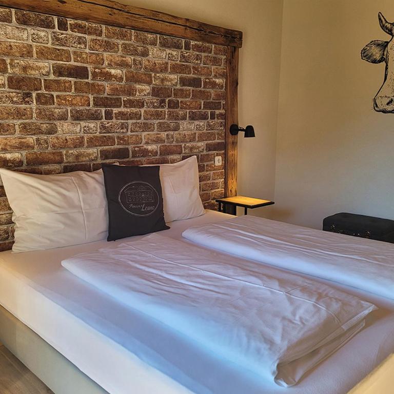 Pension Leano - Doppelzimmer mit Balkon - 1