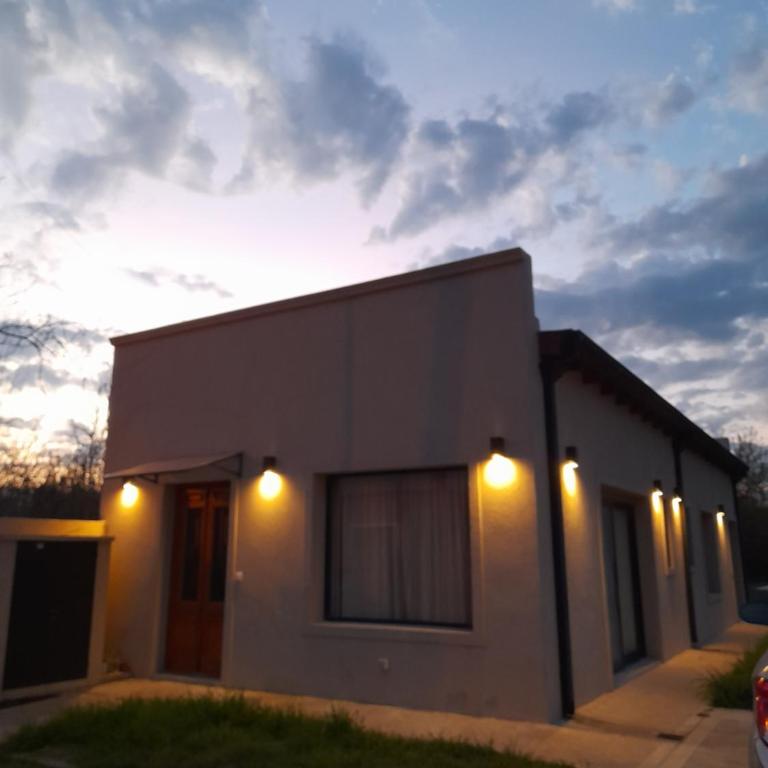 El Renacer Duggan - Two-Bedroom House - 1