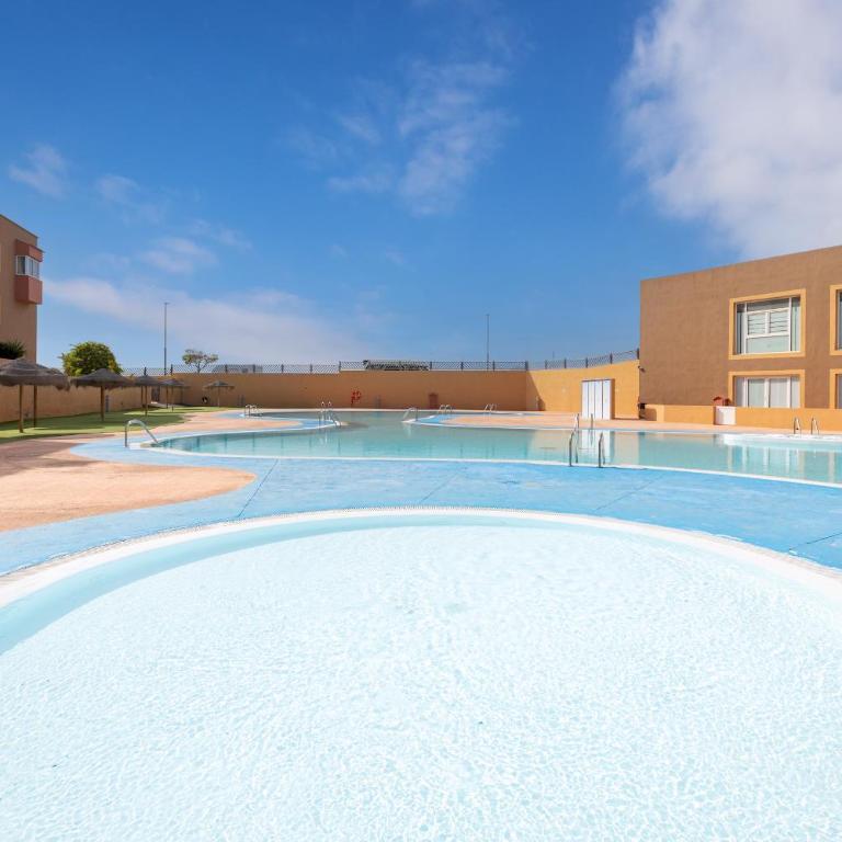 Home2Book Modern Apartment with Pool in Corralejo - Two-Bedroom Apartment - 17