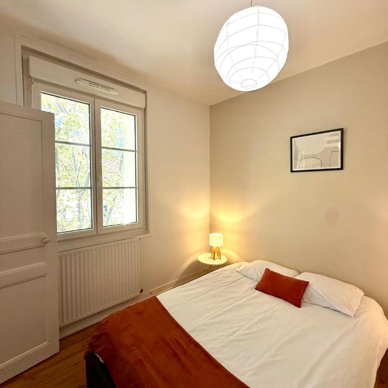 Grand T3 lumineux - proche centre & parking facile - Appartamento con 2 Camere da Letto - 17