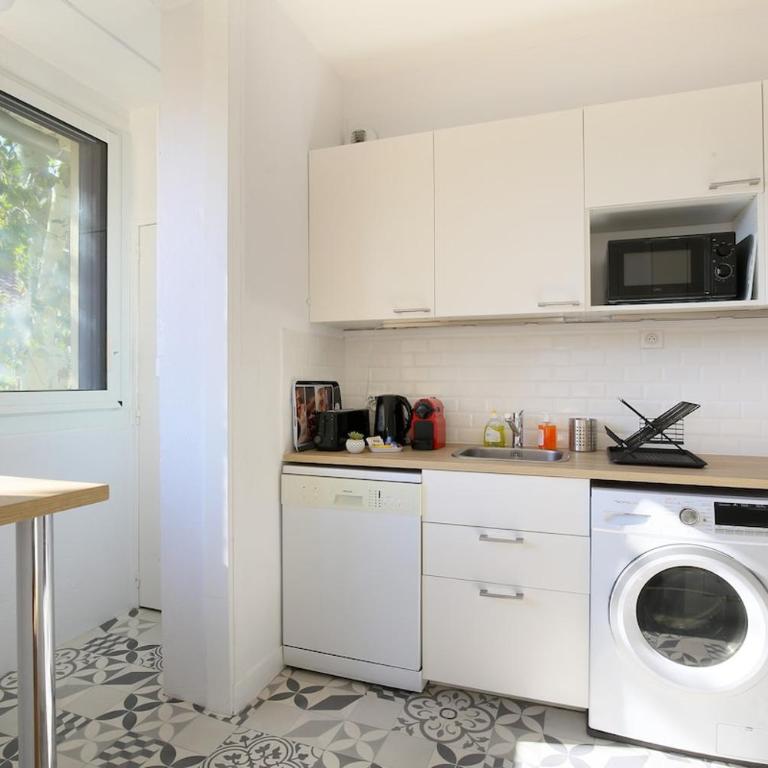 Grand T3 lumineux - proche centre & parking facile - Appartamento con 2 Camere da Letto - 38