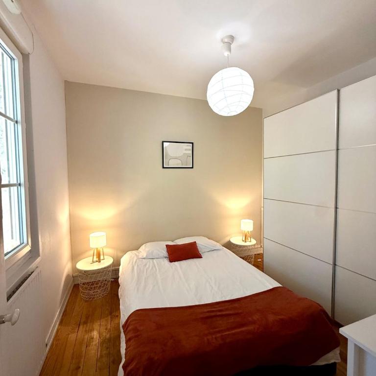 Grand T3 lumineux - proche centre & parking facile - Appartamento con 2 Camere da Letto - 41