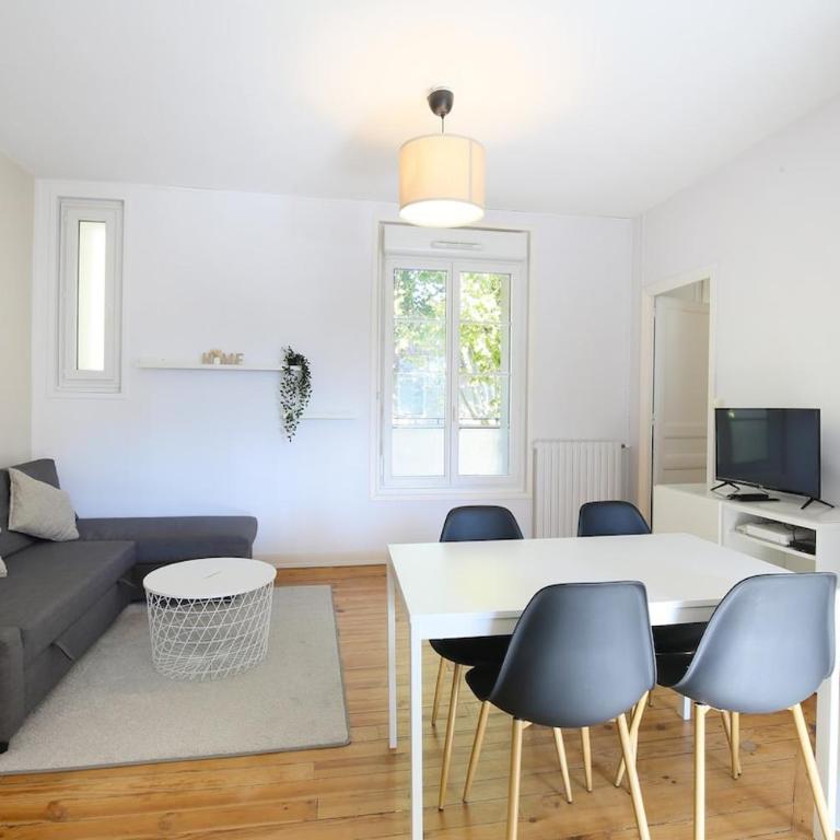 Grand T3 lumineux - proche centre & parking facile - Appartamento con 2 Camere da Letto - 44