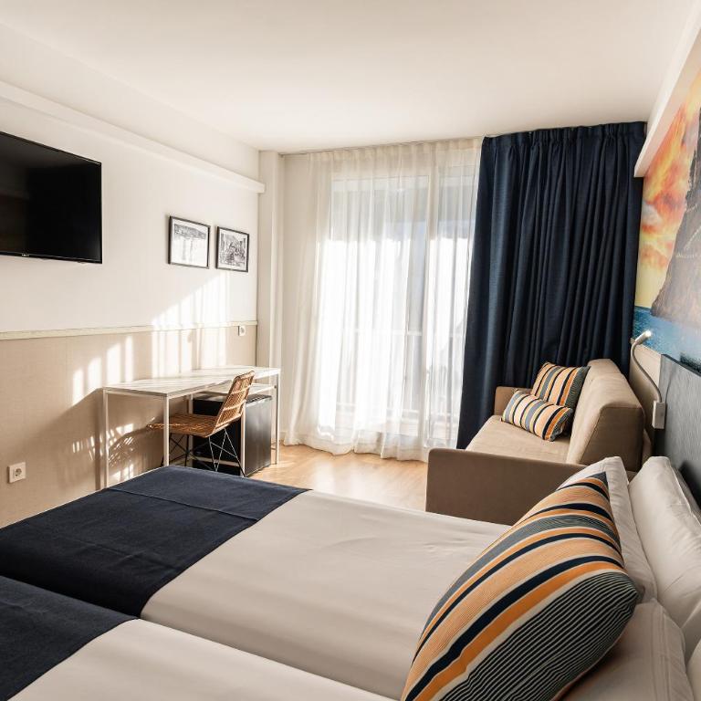 Hotel Don Juan Tossa - Habitación Cuádruple Superior - 7