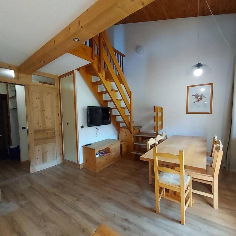 Duplex spacieux 3P à 20m des pistes, idéal famille, balcon, casier à skis - Appartement 1 Chambre - 11
