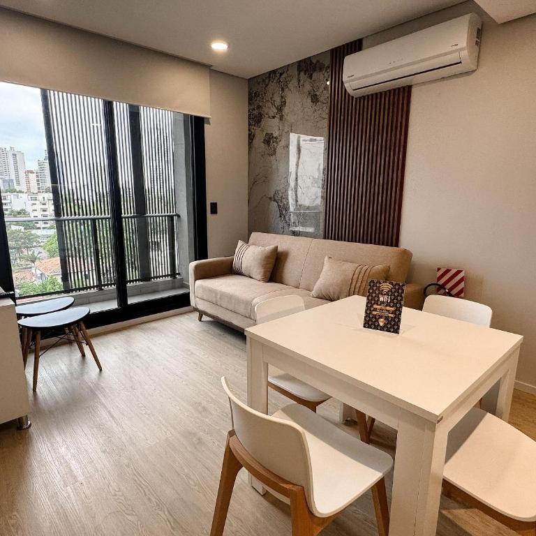 Apartment just steps from Shopping del Sol. - Apartment - 4