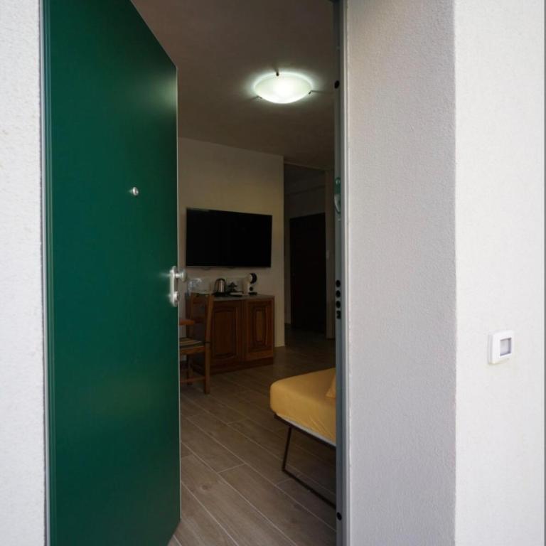 Casa Carlotta - mytouristhome - Two-Bedroom Apartment - 2