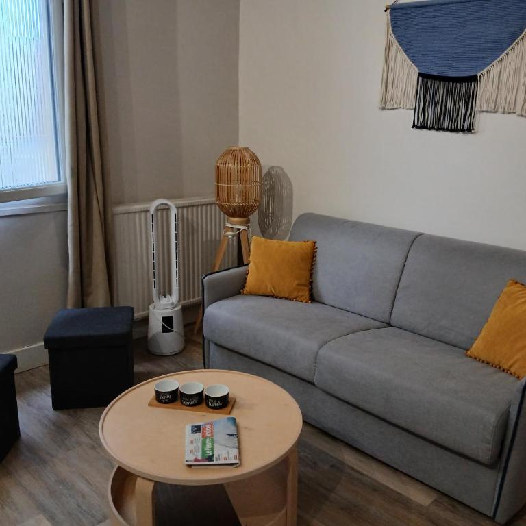 Le Nid Secret avec Parking privé gratuit à 5 min à pied de la plage - Appartement 1 Chambre - 12