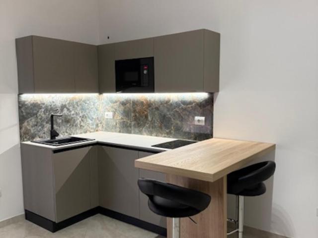 Suite Einaudi - Appartamento Monolocale con Balcone - 2