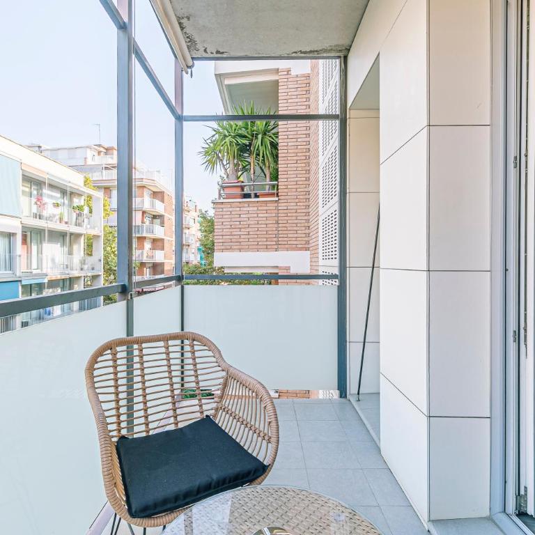 Weflating Barcelona Sants - Two-Bedroom Apartment with Balcony - 35