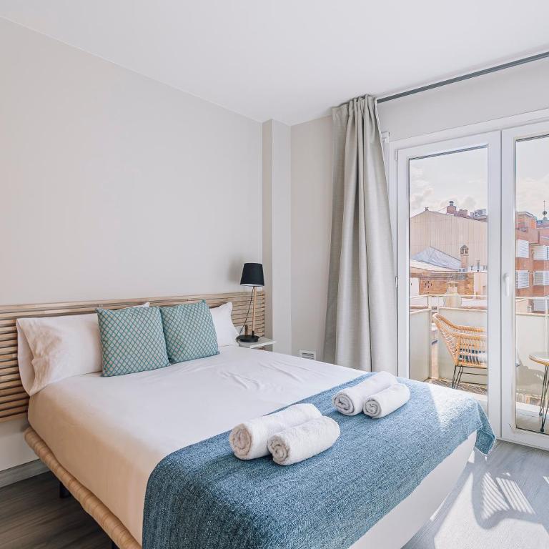 Weflating Barcelona Sants - Two-Bedroom Apartment with Balcony - 42