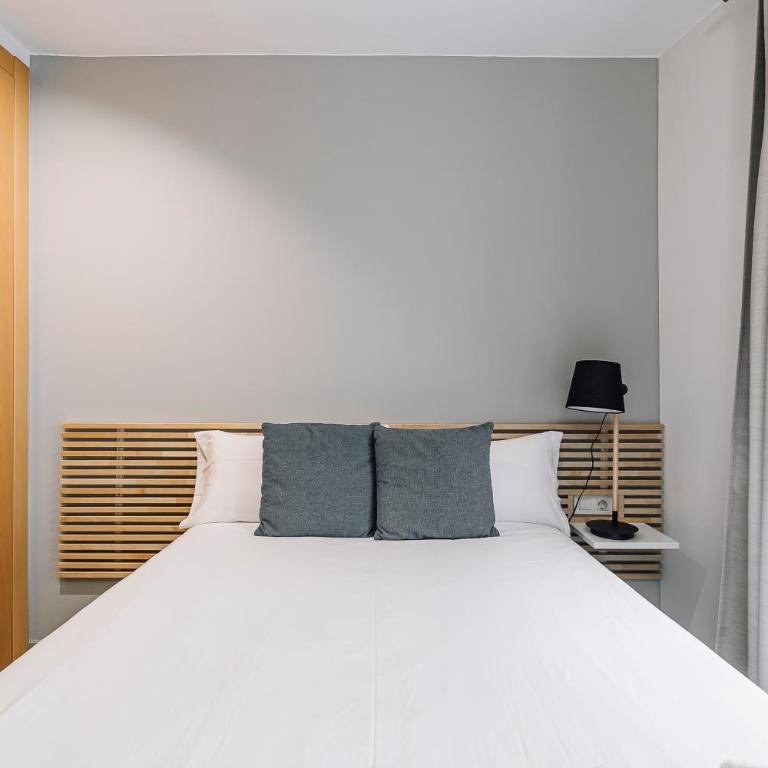 Weflating Barcelona Sants - Apartment - Ground Floor - 25