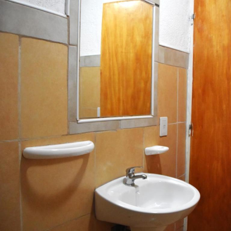 luminoso duplex con cochera a metros del shopping- paseo rivera - Apartamento de 1 dormitorio - 10